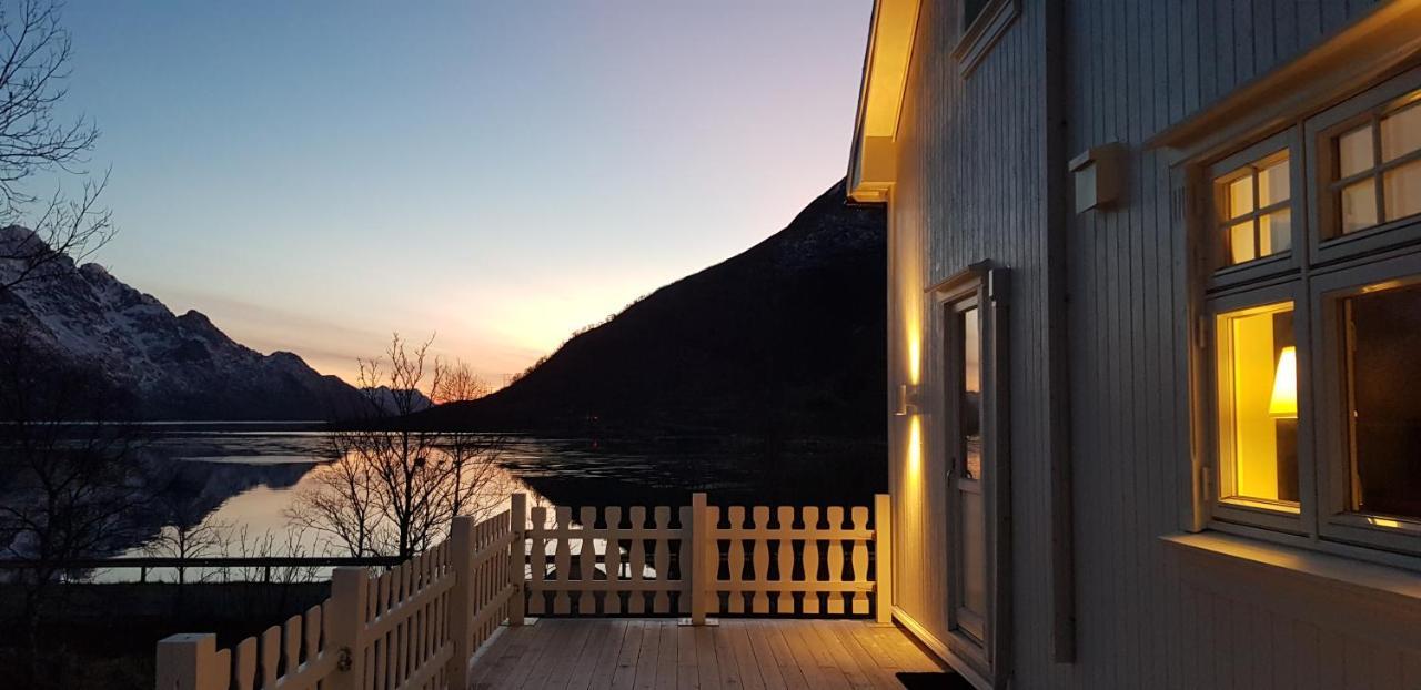 Pilan Lodge Lofoten Vestpollen Екстер'єр фото